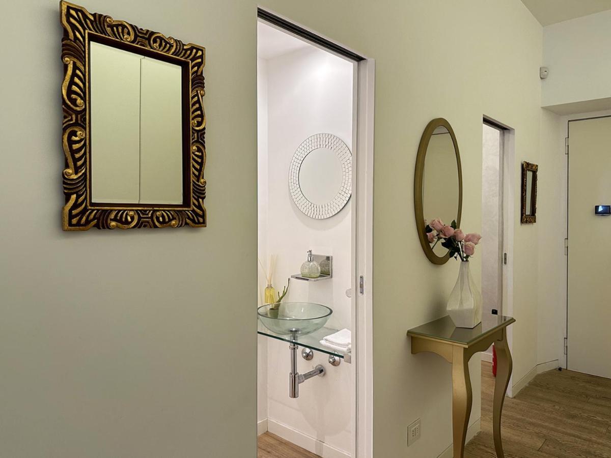 Arcasuite Tritone Luxury Рим Экстерьер фото